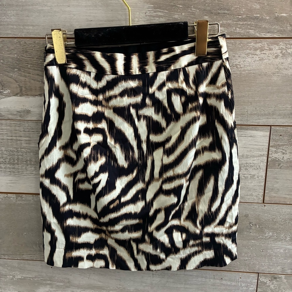 Ann Taylor animal print pencil skirt - Picture 5 of 9